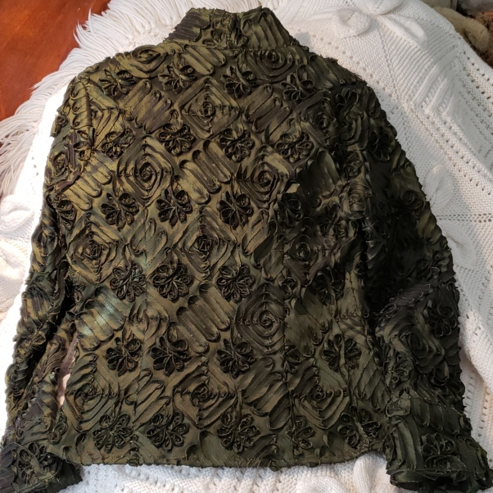 Samuel Dong emerald green jacket